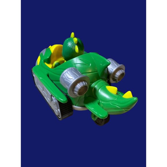 PJ Masks Gekko Mobile Speed Booster Playset Vehicle Figure - Picture 4 of 10